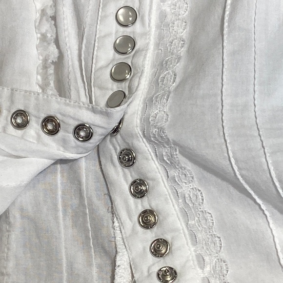Scully White Button-Down Women's Shirt Lace Pearl Snap Buttons - Picture 9 of 12
